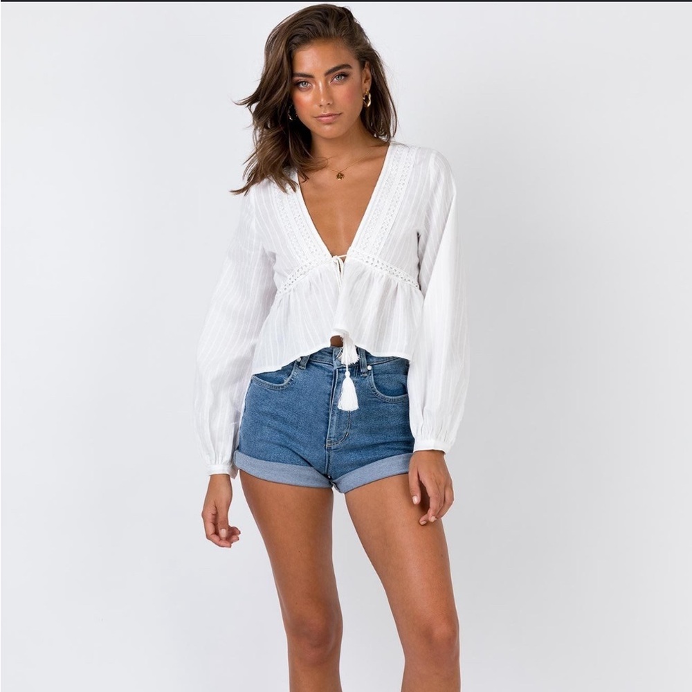 SHEIN rain dance tie top in white large